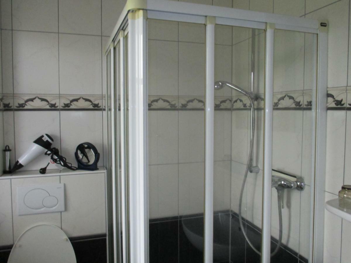 Hotel Behrs Hof Scharmbeck Esterno foto